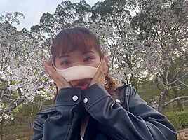 『素人女子大生野外sex』お昼の公園で散歩お花見しながら種付け中出し野外sex！彼女調教/素人カップル/歳の差/美少女/スタイル抜群/色白美乳/リアルハメ撮り/english Subtitles