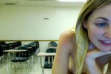 finger hot blonde stocking babe