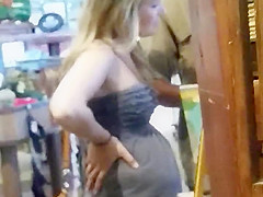 hot blonde pregnant MILF, voyuet