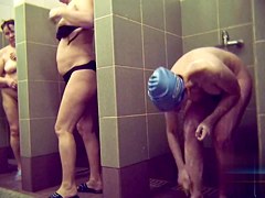 in public pool showers 558
