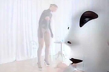 latex lesbian pump threesome