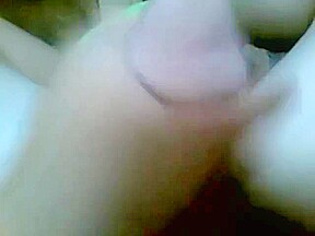 masturbate on toilet