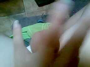 masturbate on toilet