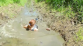 mud mud and train