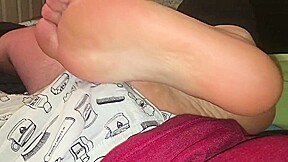 small cock gets rubbed by cousins meaty bbw soles