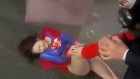 superheroine ryona
