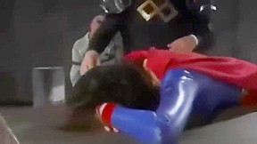 superheroine ryona