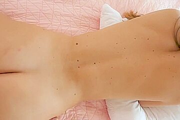 teen 18+ stepsister deepthroats a big dick