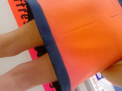 upskirt french mature in supermarket
