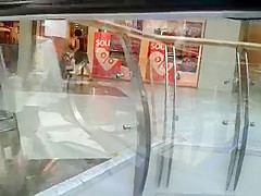 upskirt teen 18+ on escalator (1)