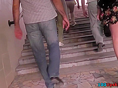 upskirt vid of a super-hot brunette's ass