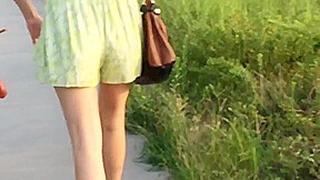 video with hot-ass chick walking on the street